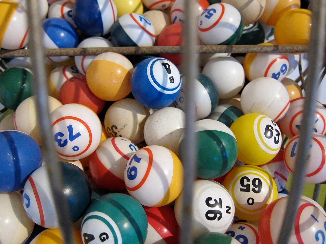 Ordenan indemnizar a una pareja por un premio de bingo rechazado